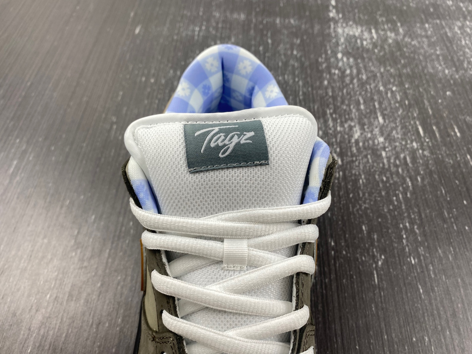 Nike Dunk Low " Grey Lobster" BV1310-105