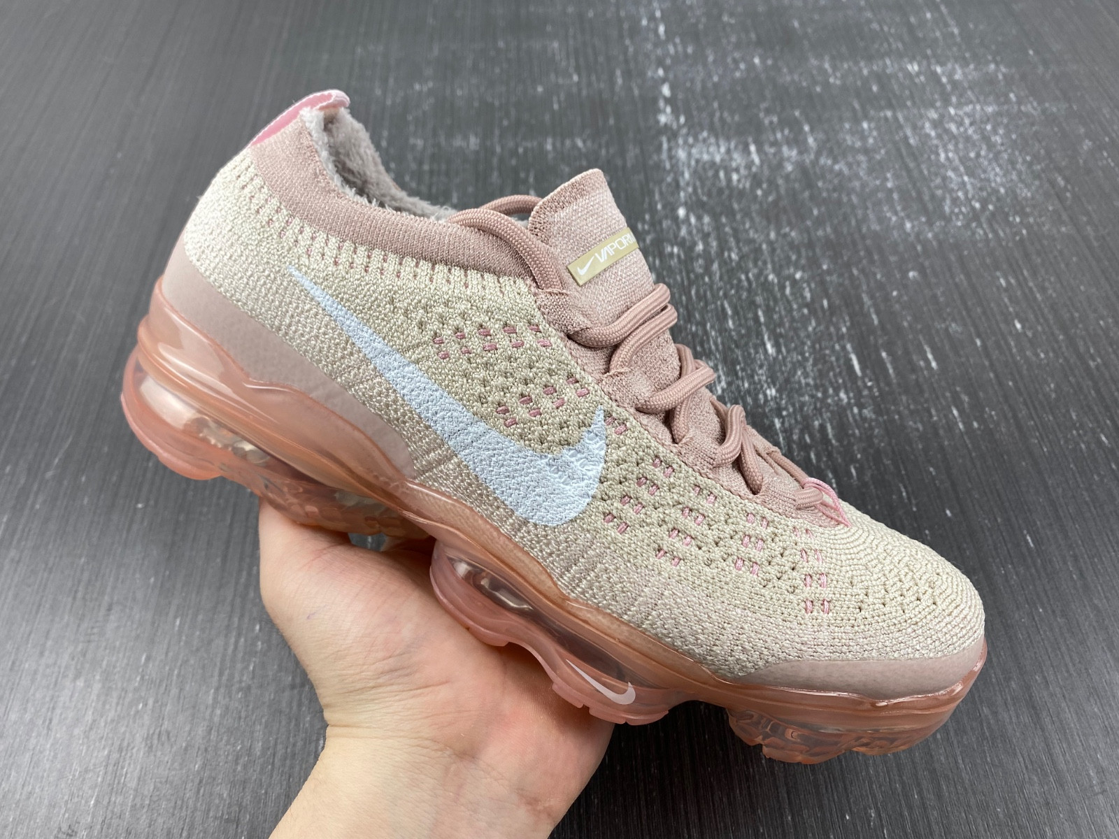 Nike Air VaporMax 2023 Flyknit Oatmeal Pearl Pink DV6840-101