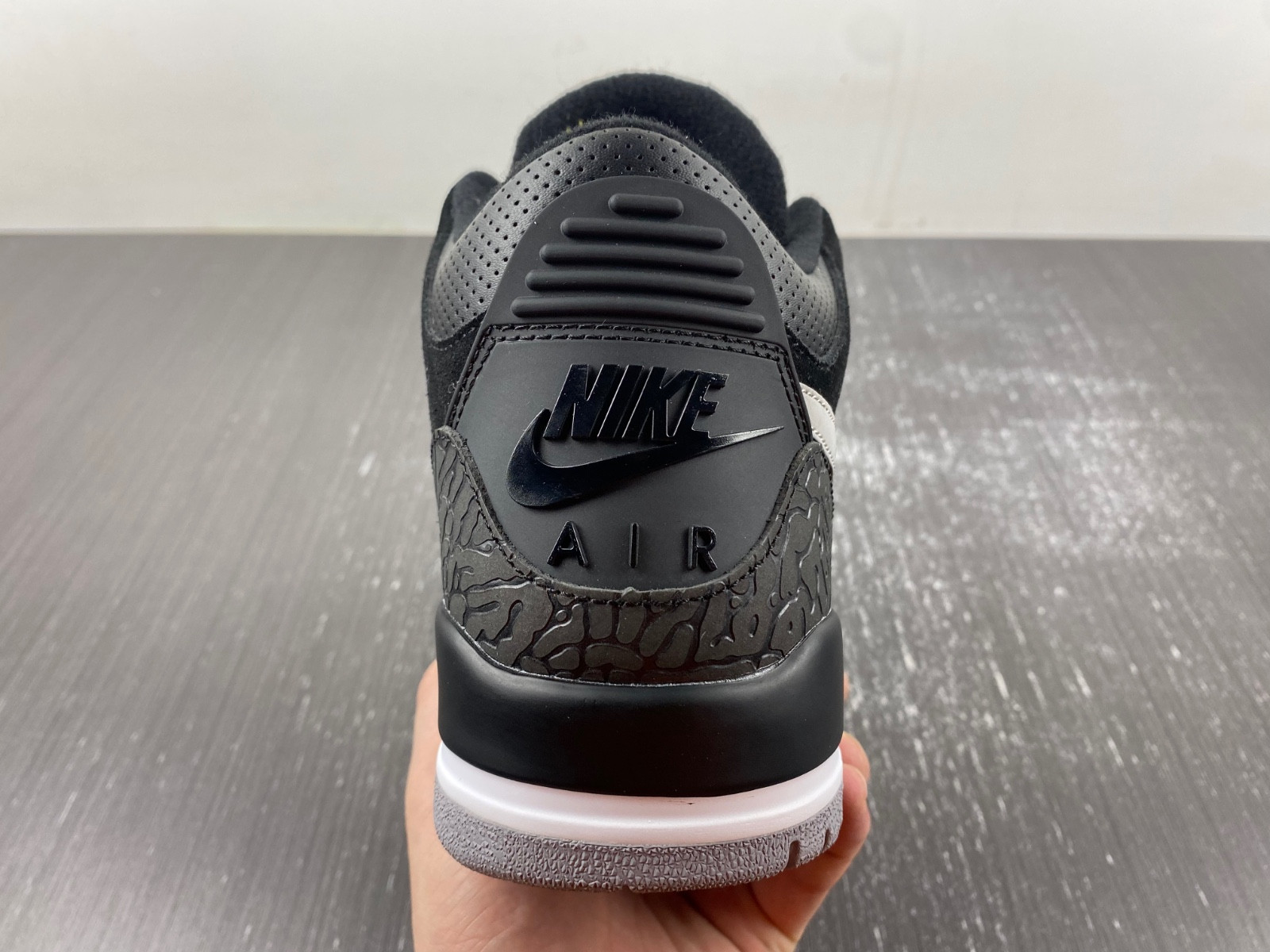 Jordan 3 Retro Tinker Black Cement Gold - CK4348-007