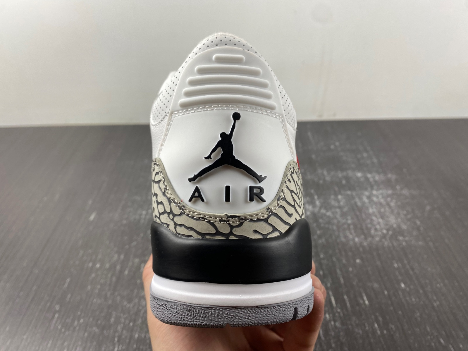 Travis Scott x Air Jordan 3 “Palomino” CT8532-158