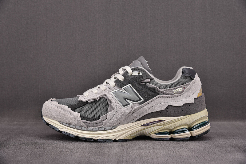 New Balance 2002R Protection Pack Rain Cloud M2002RDA