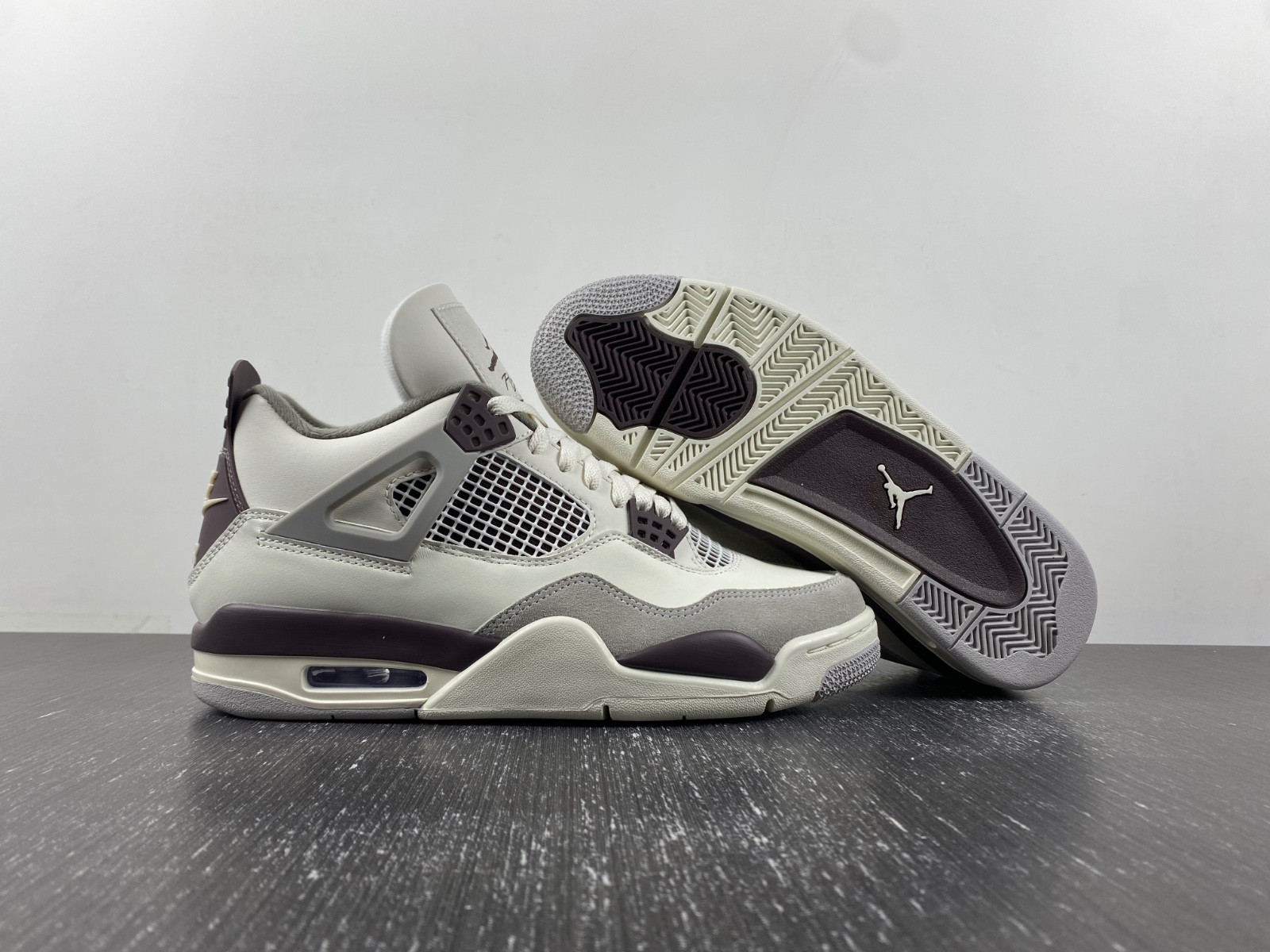 A Ma Maniere x Air Jordan 4 "Phantom" FZ4810-001