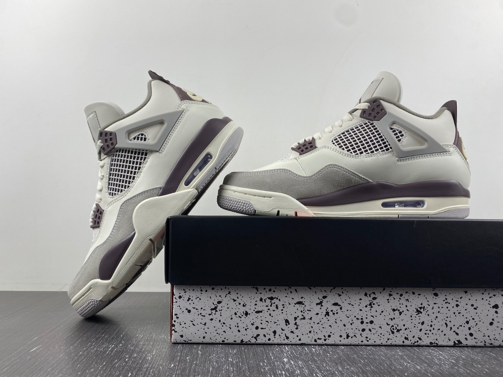A Ma Maniere x Air Jordan 4 "Phantom" FZ4810-001