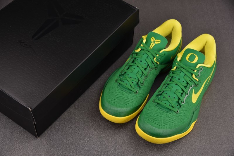 NK Kobe 8 Oregon Ducks PE PACK