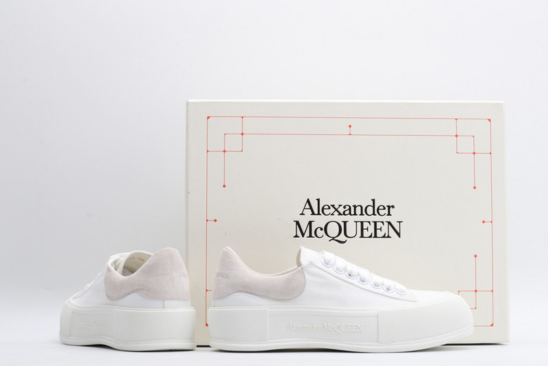 ALEXANDER MCQUEEN SNEAKER