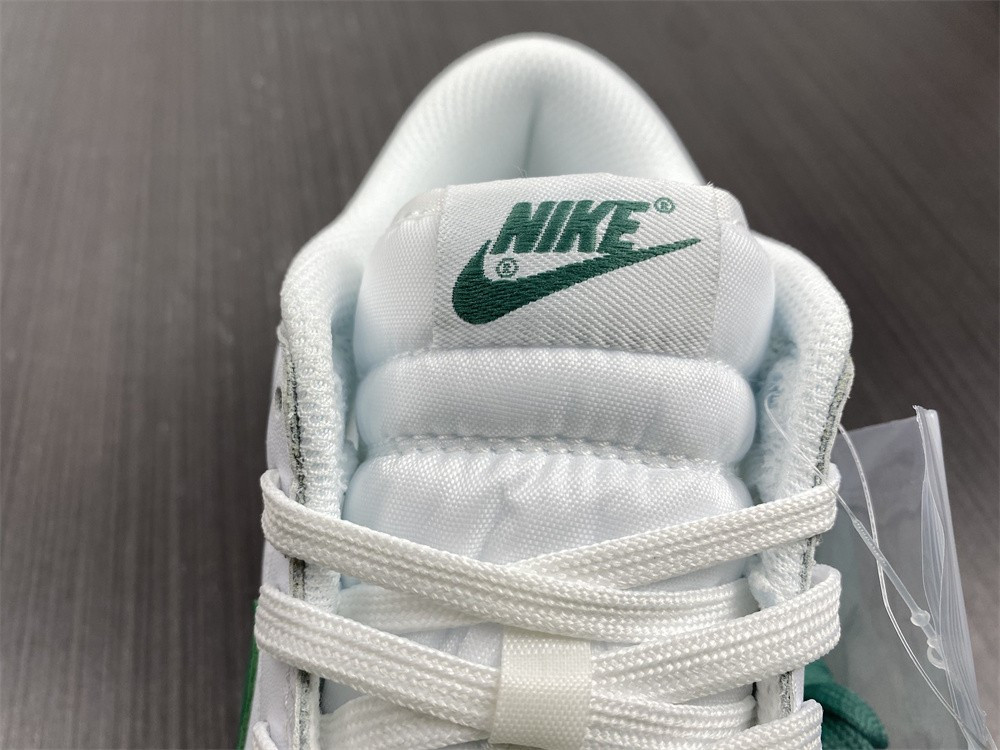 Nike Dunk Low White Green Noise (W) DD1503-112