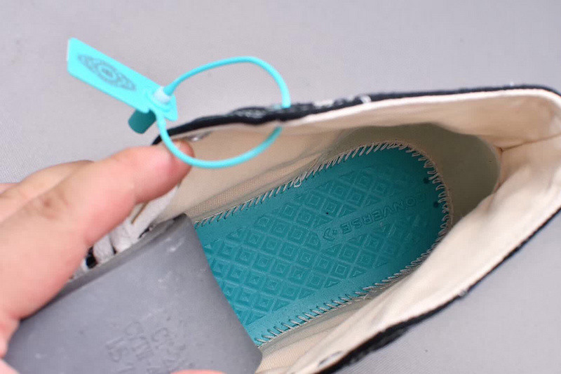 D B23 HIGH-TOP SNEAKERS