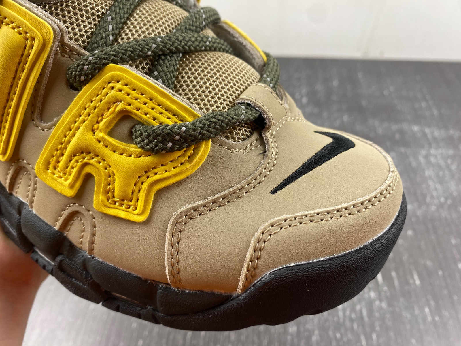 Nike Air More Uptempo Low AMBUSH Vivid Sulfur Limestone FB1299-200