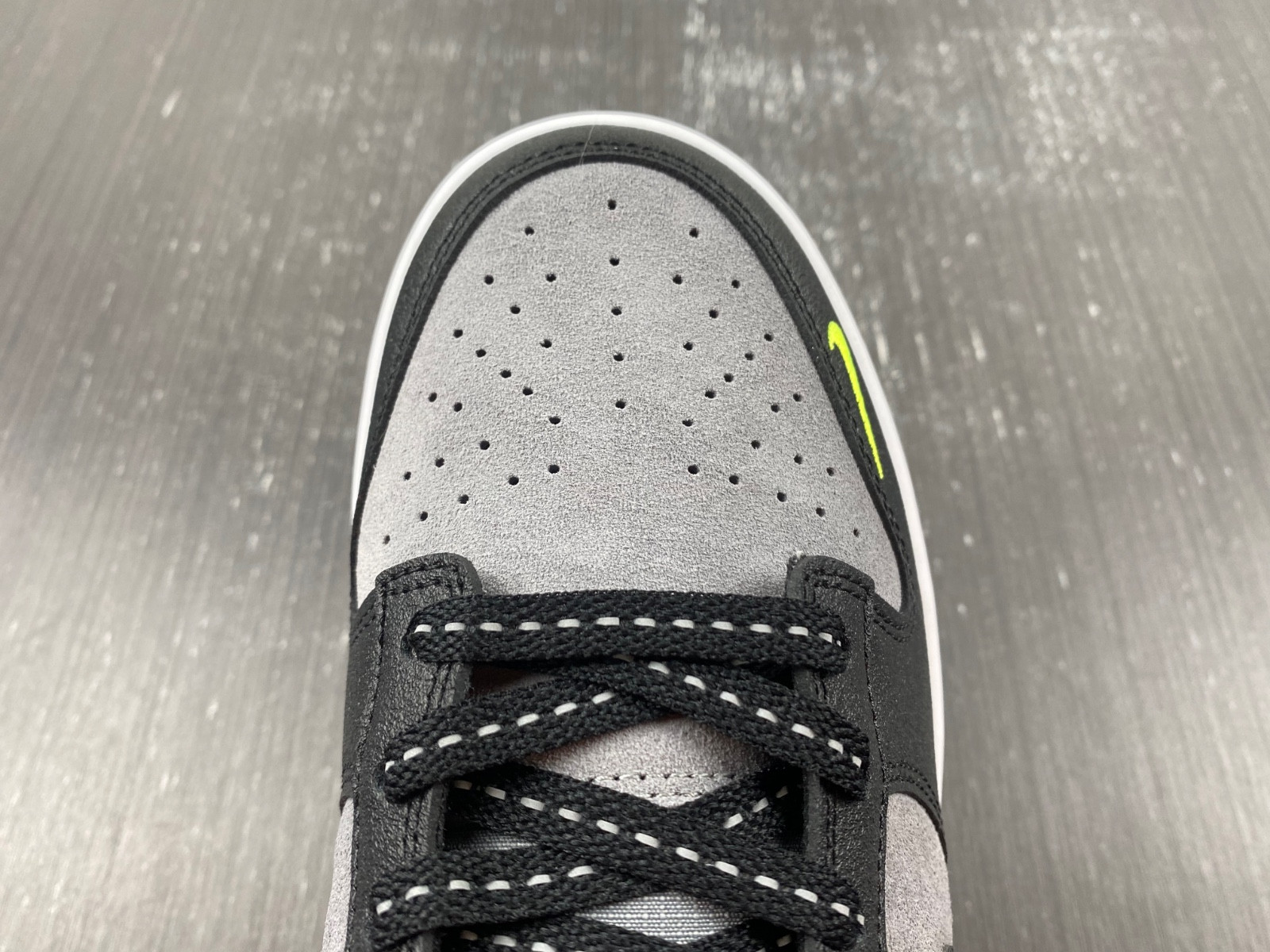 Nike Dunk Low "Black/Grey/Neon Green" FQ2205-001