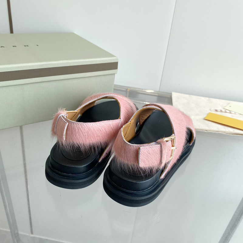 FUCHSIA LONG-HAIR CALFSKIN FUSSBETT