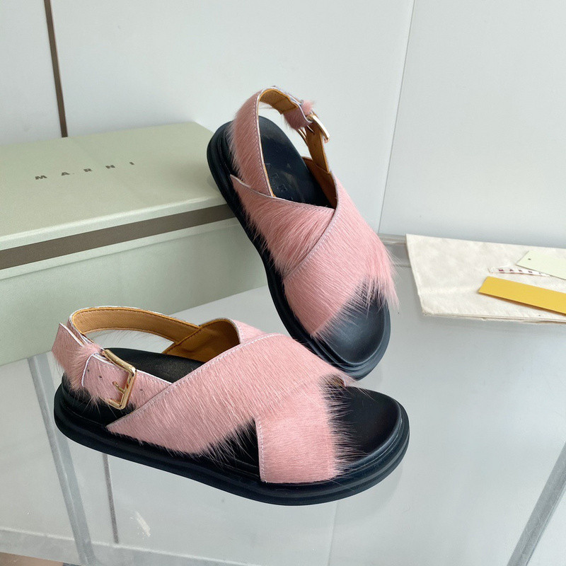 FUCHSIA LONG-HAIR CALFSKIN FUSSBETT