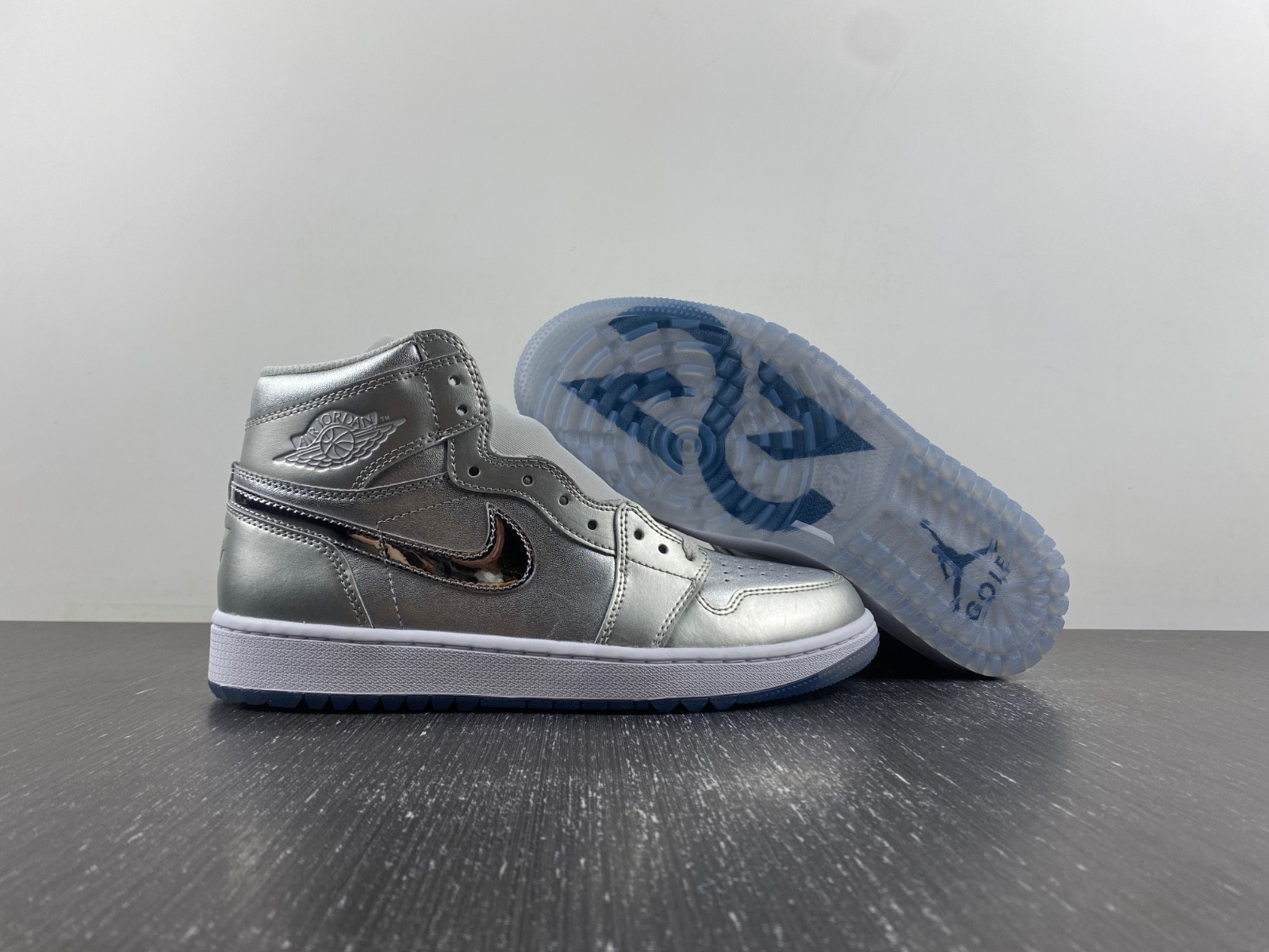 Air Jordan 1 High Golf “Gift Giving” FD6815-001