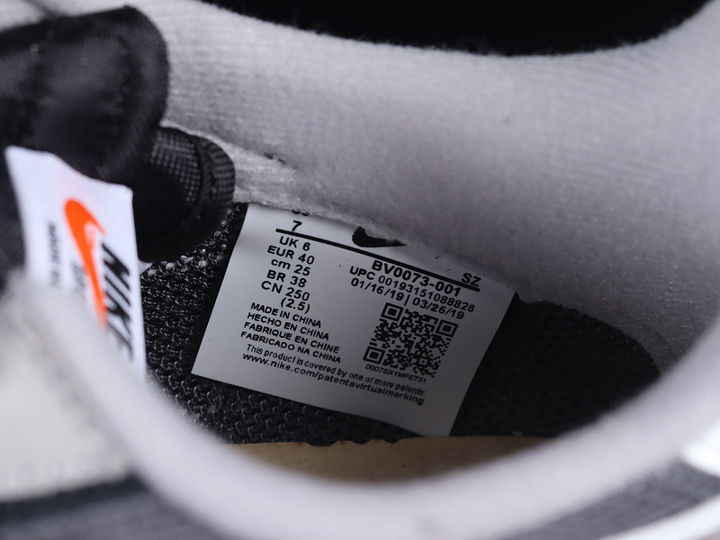 NIKE LD WAFFLE X SACAI BLACK BV0073-001