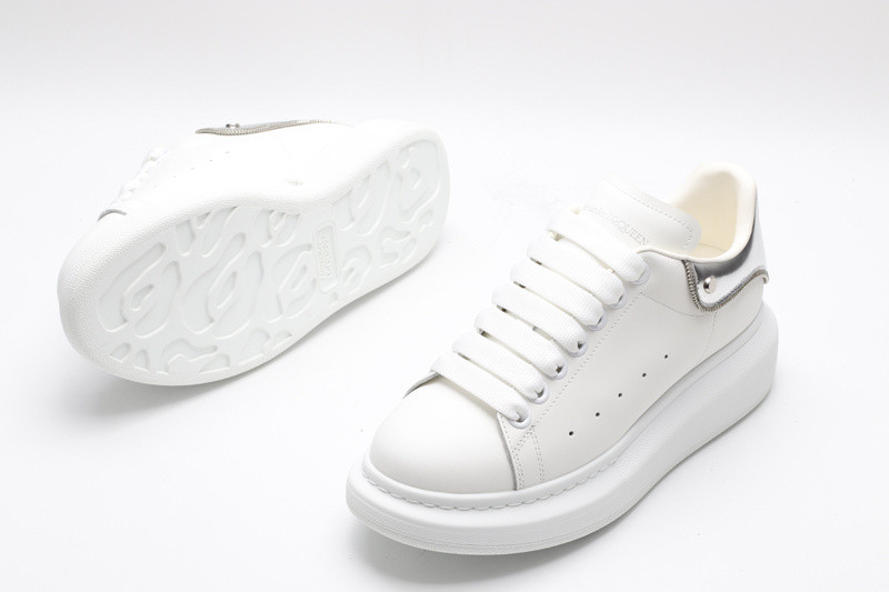 ALEXANDER MCQUEEN SNEAKER