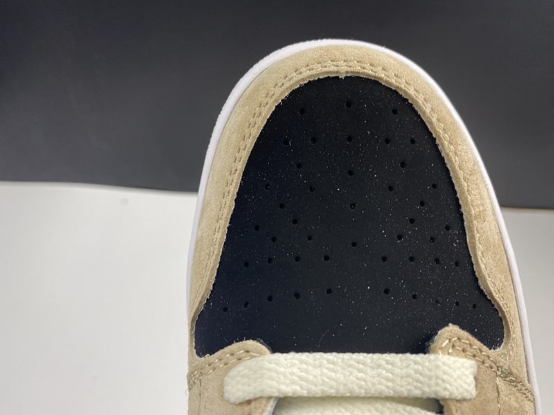 Air Jordan 1 Mid SE “Game Royal” BQ6472 -800