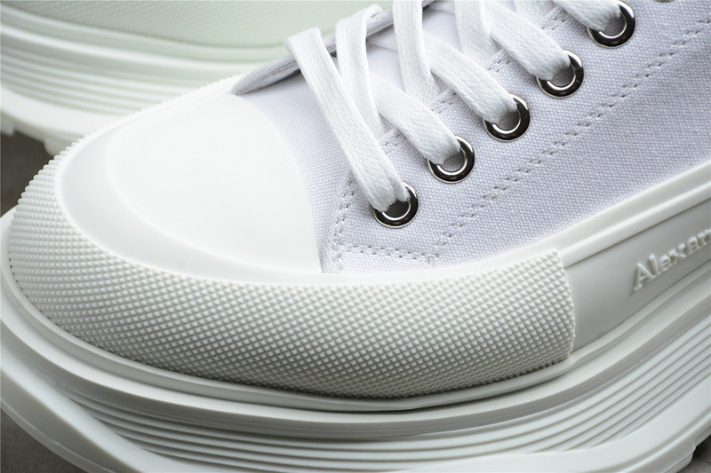 ALEXANDER MCQUEEN SNEAKER