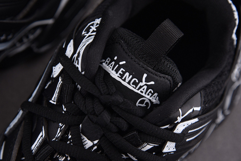 Ba*len*cia*ga track 542023 w3sr2 2315