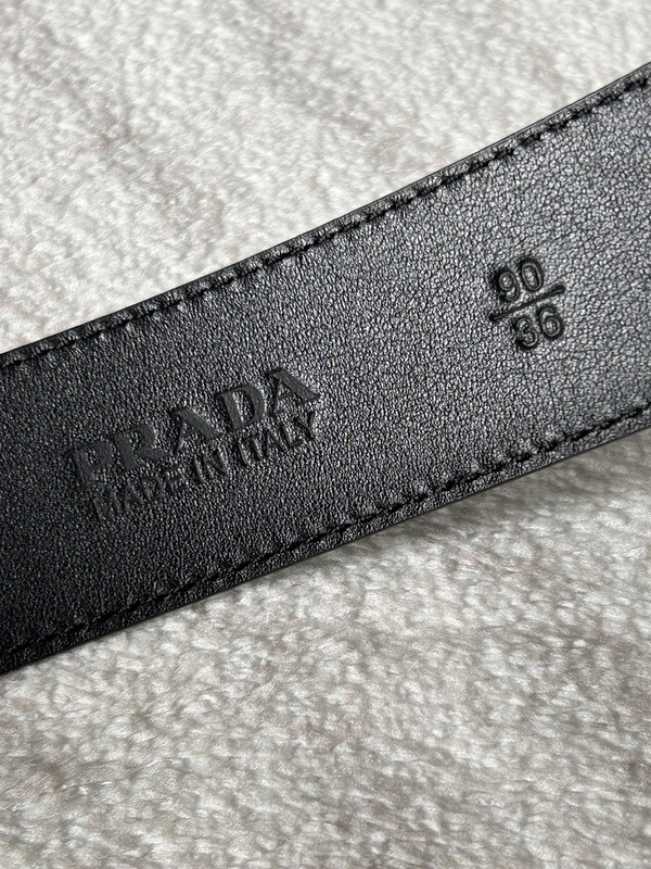 prada belt (navy blue)