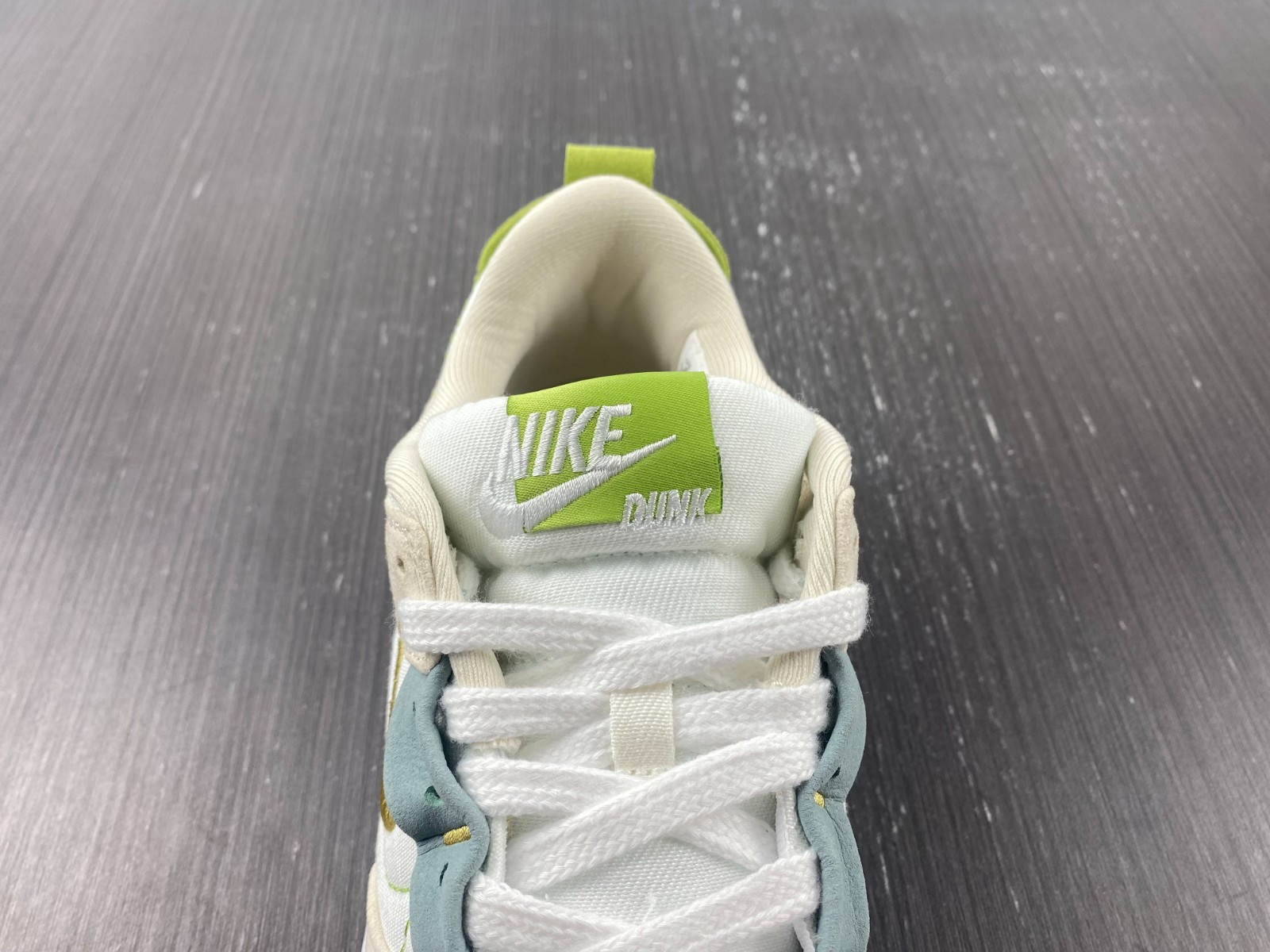 Nike Dunk Low Disrupt 2 Easter Pastel (W) DV3457-100