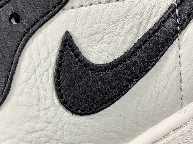 AIR JORDAN 1 NO LS VARSITY MAIZE 861428-107