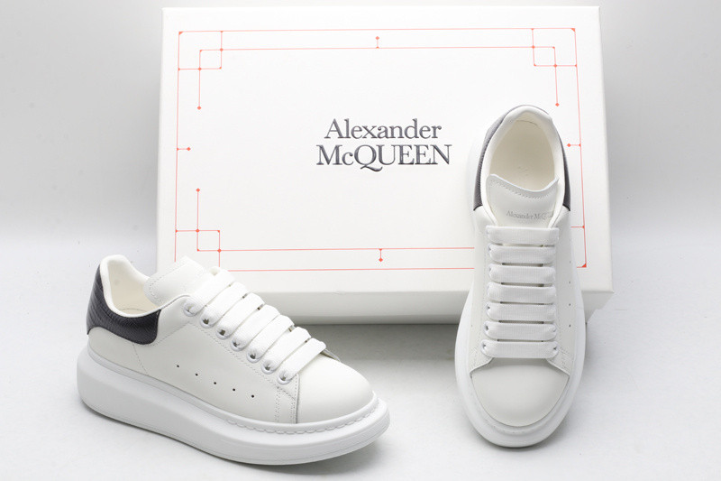 ALEXANDER MCQUEEN SNEAKER