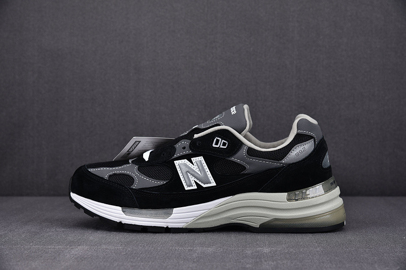 New Balance 992 Black Grey Suede M992EB