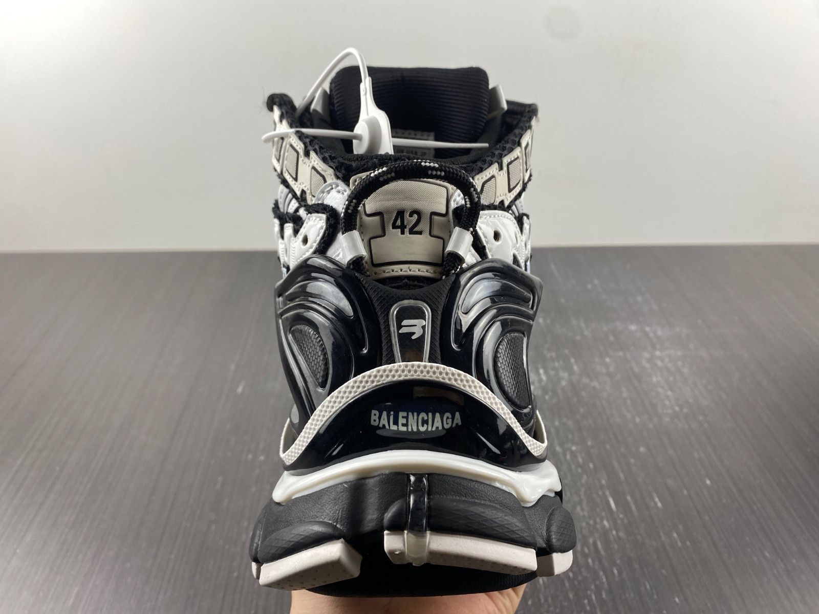 Ba*len*cia*ga runner 695764 w3rh2 9918