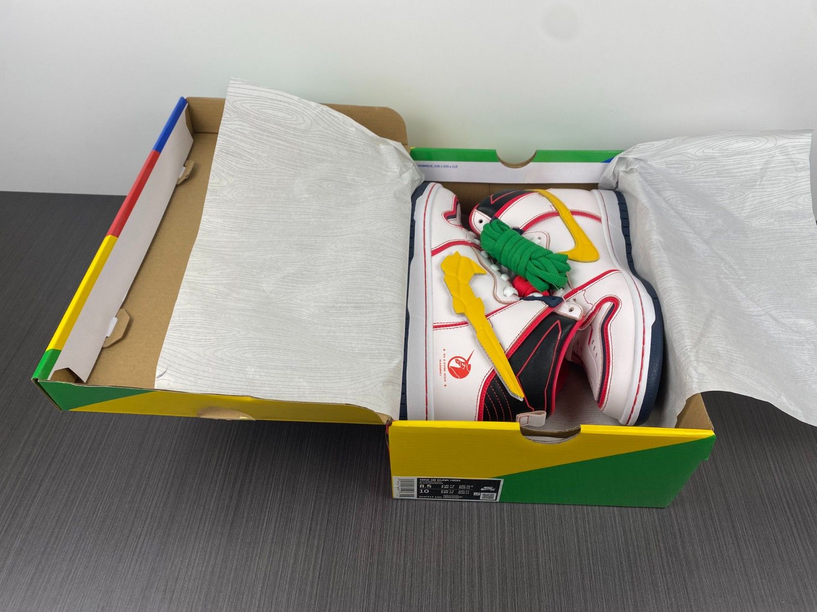GUNDAM X DUNK HIGH SB ‘PROJECT UNICORN-RX-0’ DH7717-100