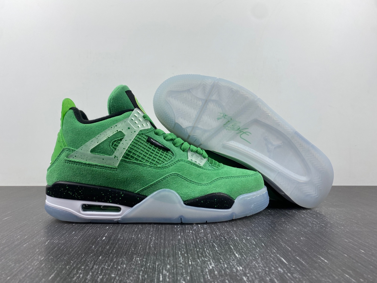 Air Jordan 4 PE AJ4-904284
