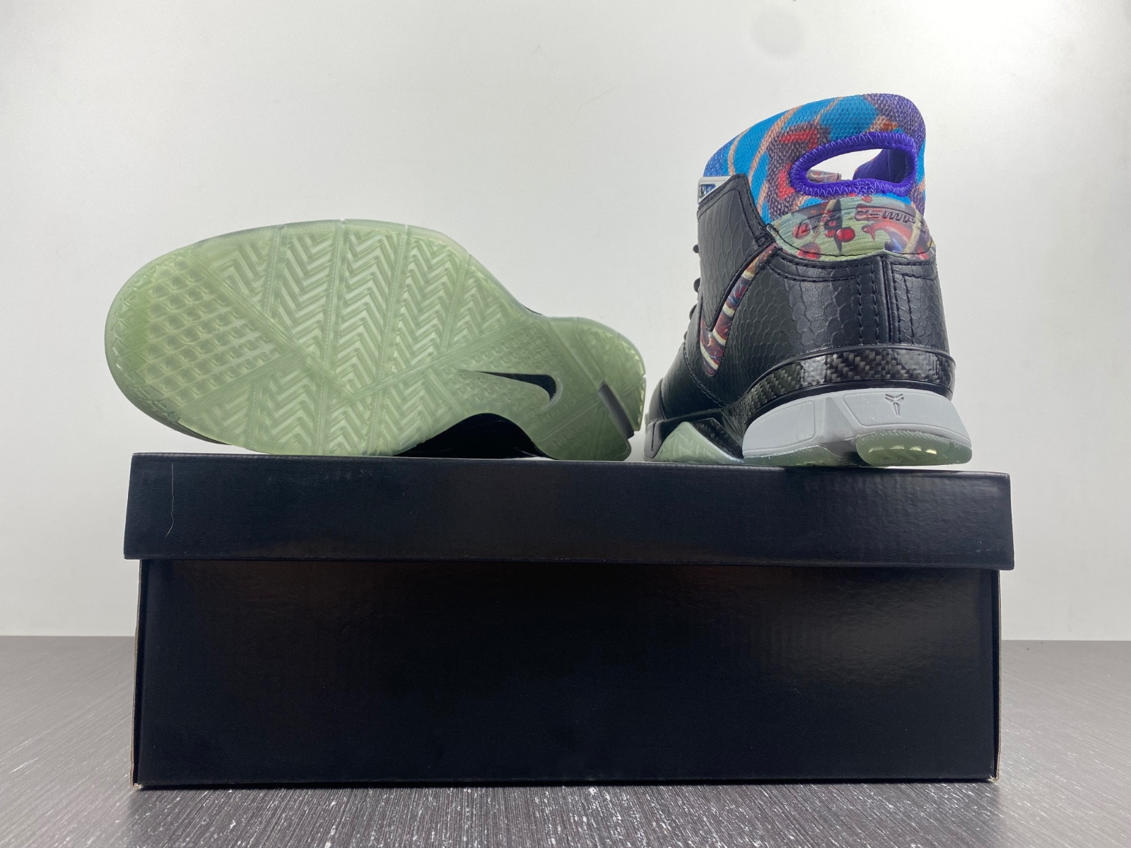 Nike Kobe 1 Prelude (81 Points) - 640221-001