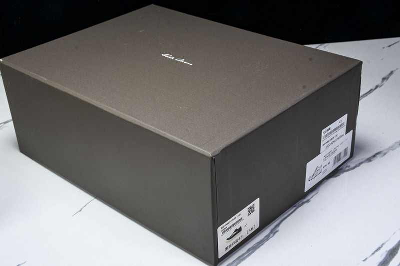 RICK 0WENS SNEAKERS(SUEDE)