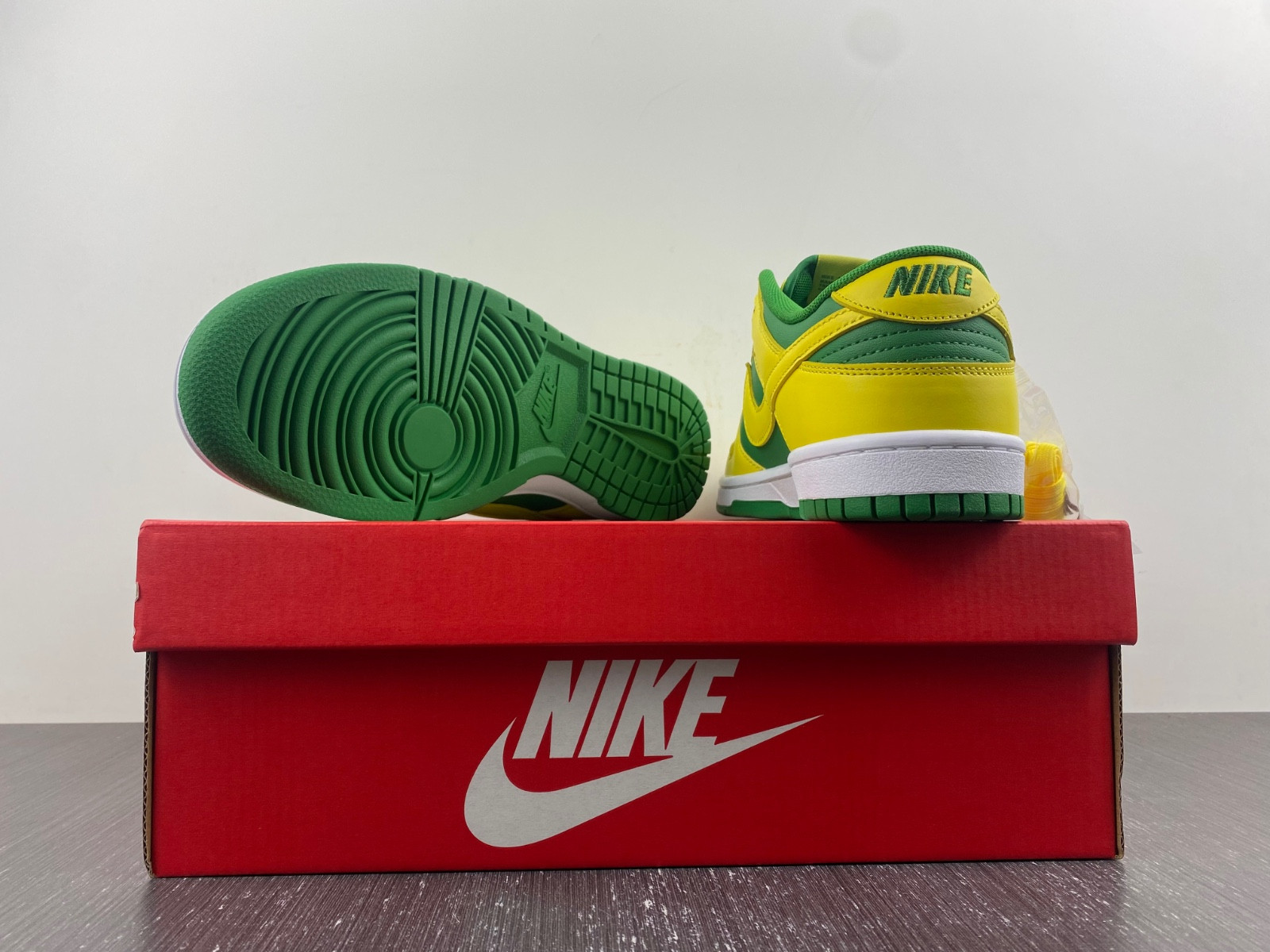Nike Dunk Low “Reverse Brazil” DV0833-300