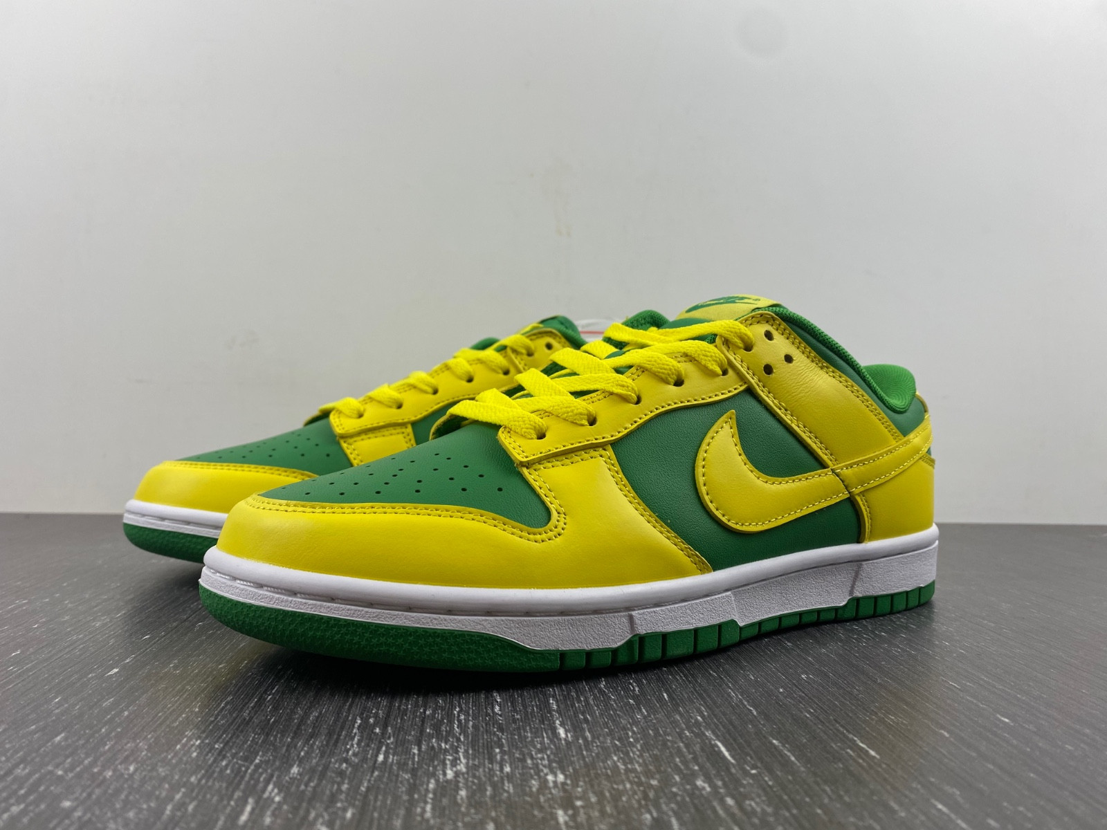 Nike Dunk Low “Reverse Brazil” DV0833-300