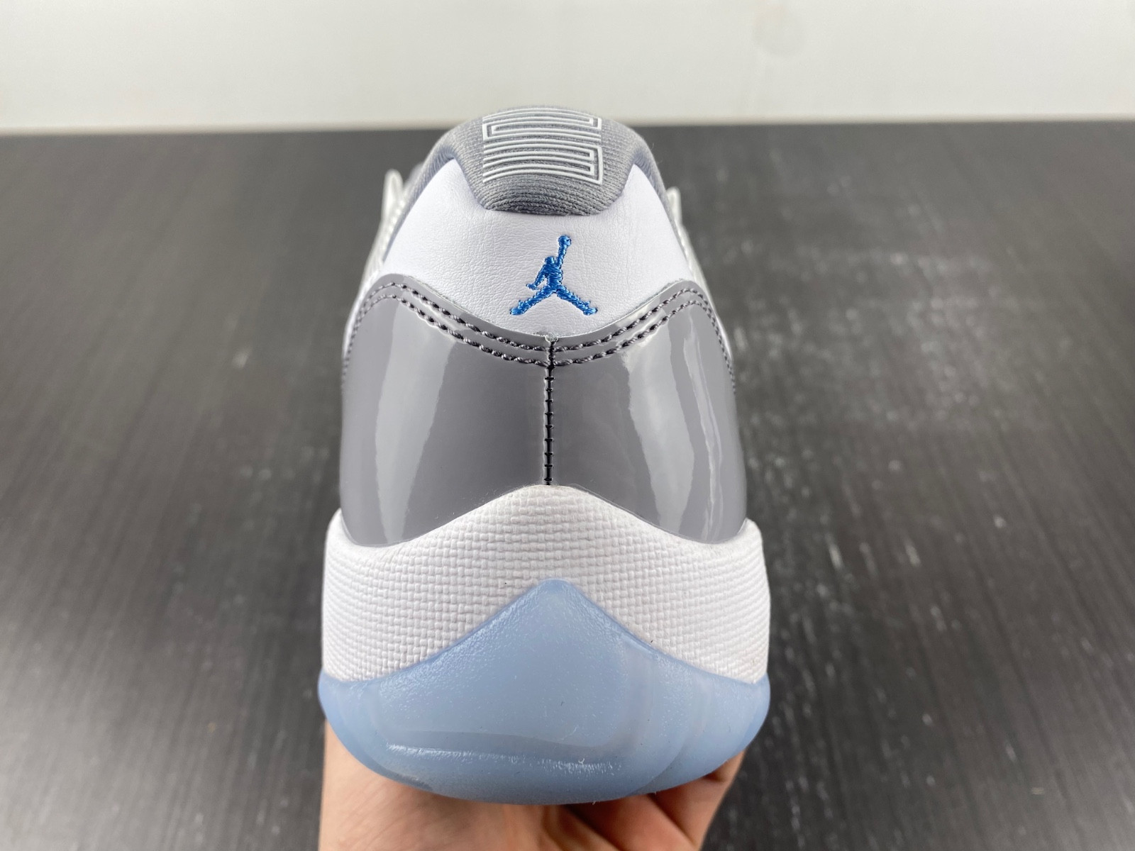 Jordan 11 Retro Low Cement Grey - AV2187-140