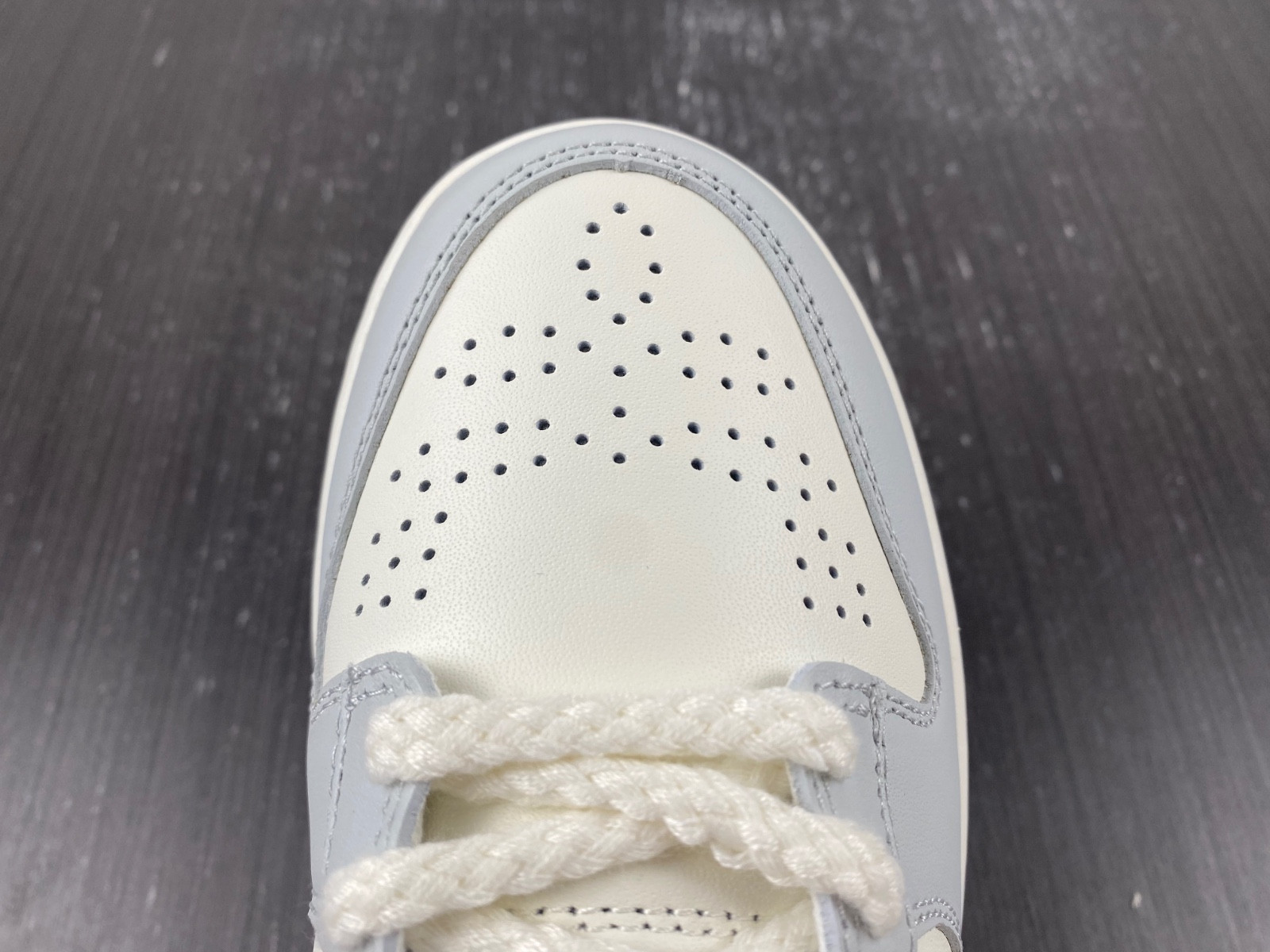 Nike Dunk Low "Needle Thread" FJ4553-133