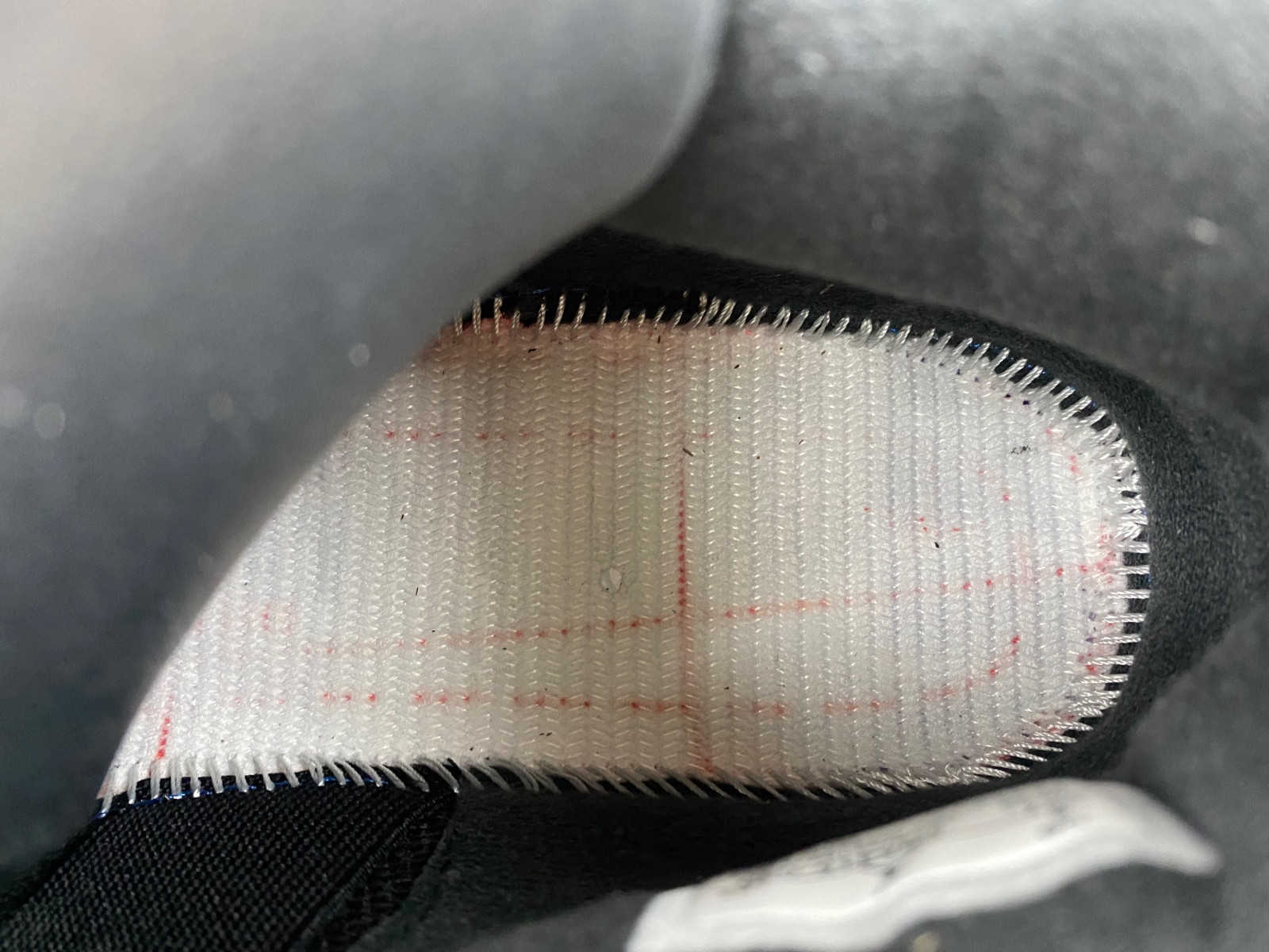 NIKE SB X AIR JORDAN 4 DR5415-030