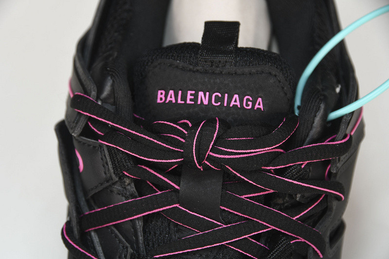 Ba*len*cia*ga track 542436 w2la1-2046