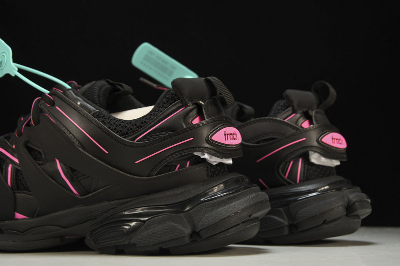 Ba*len*cia*ga track 542436 w2la1-2046