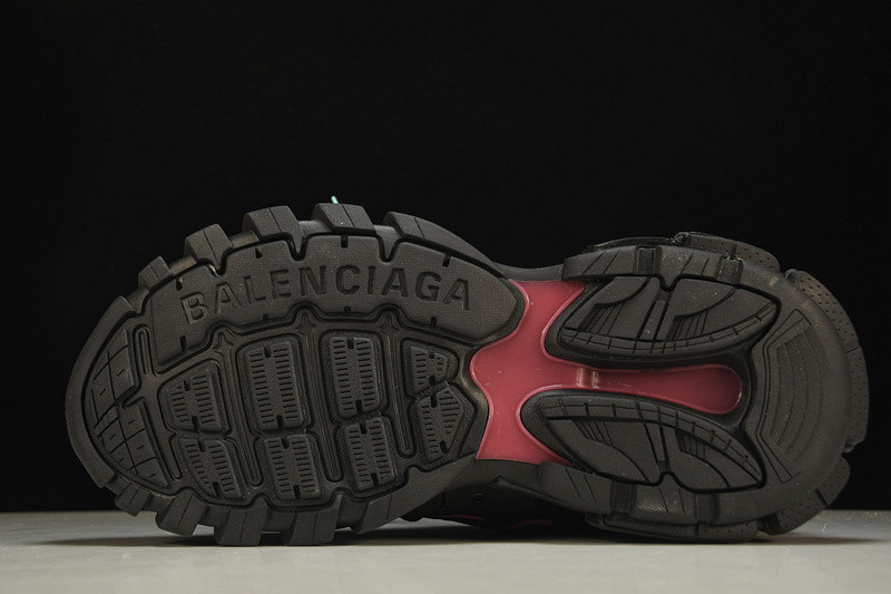 Ba*len*cia*ga track 542436 w2la1-2046