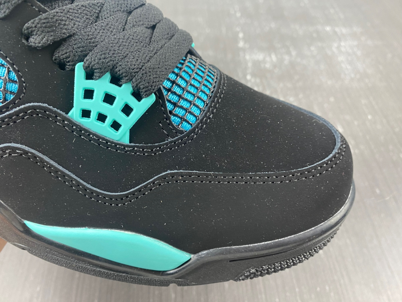 Jordan 4 Retro BQ7669-132