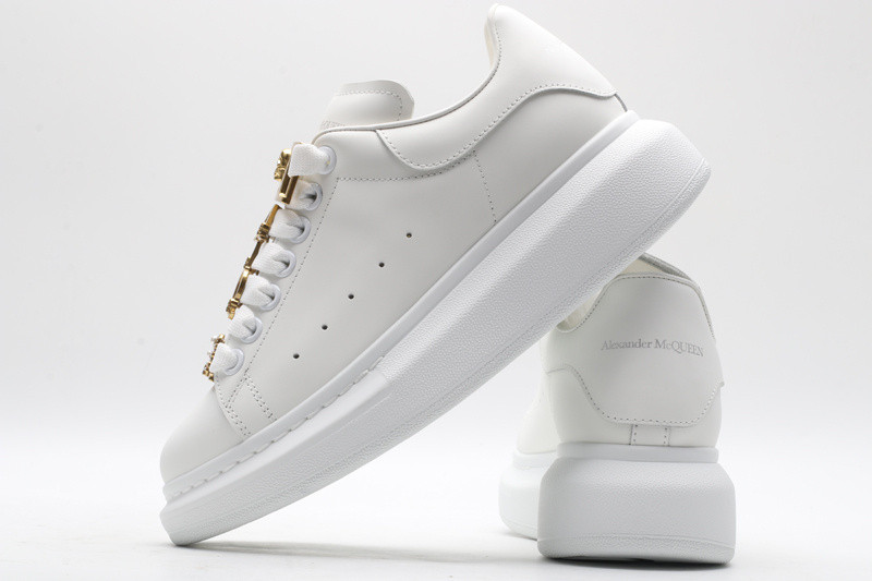 ALEXANDER MCQUEEN SNEAKER