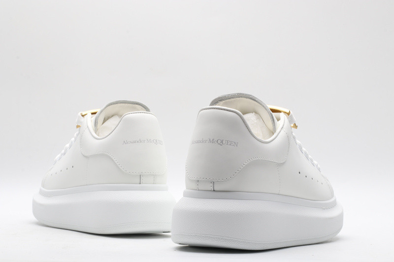ALEXANDER MCQUEEN SNEAKER