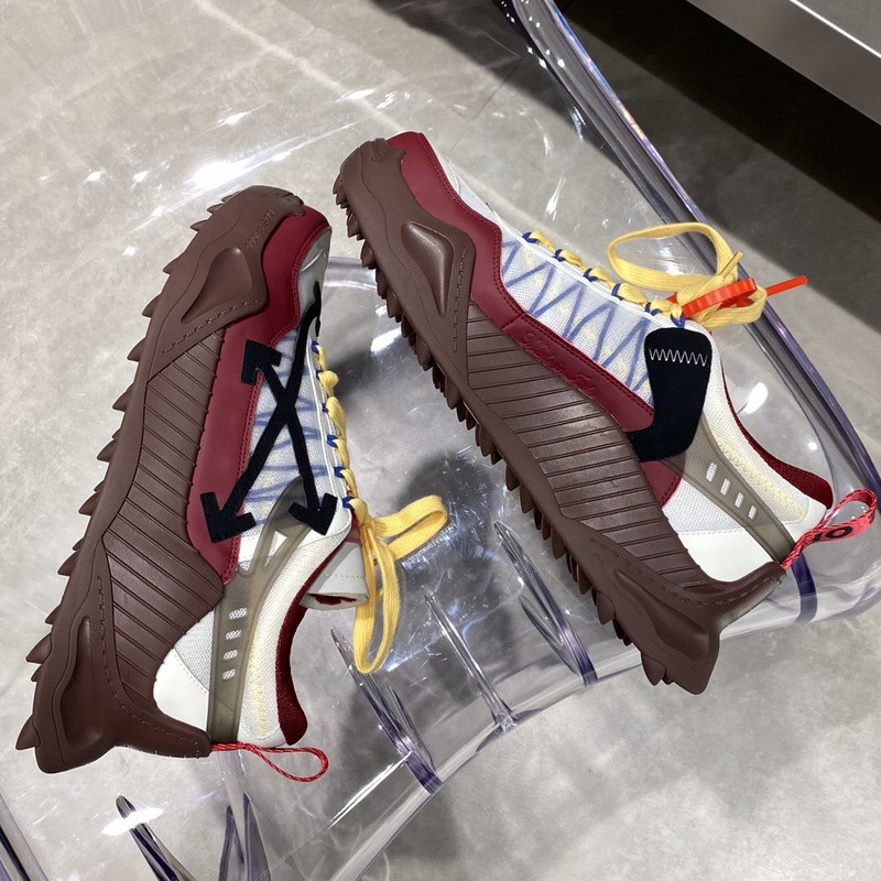 OW C/O ODSY-1000 SPORTS SHOES