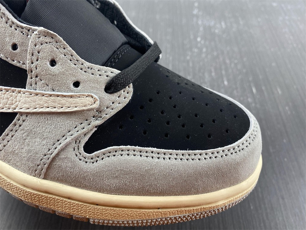 Travis Scott x Air Jordan 1 Low AJ1 DM7866-010