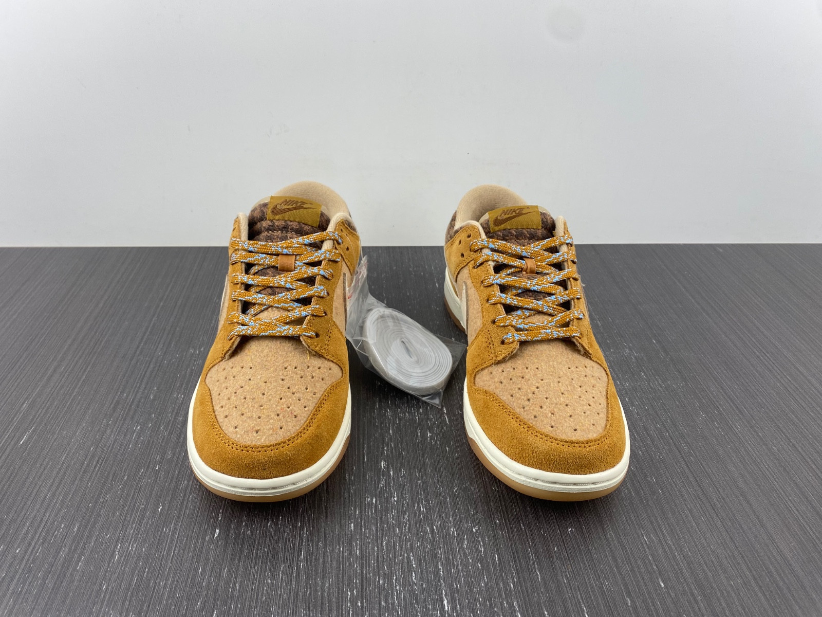 Nike Dunk Low "Teddy Bear" DZ5350-288