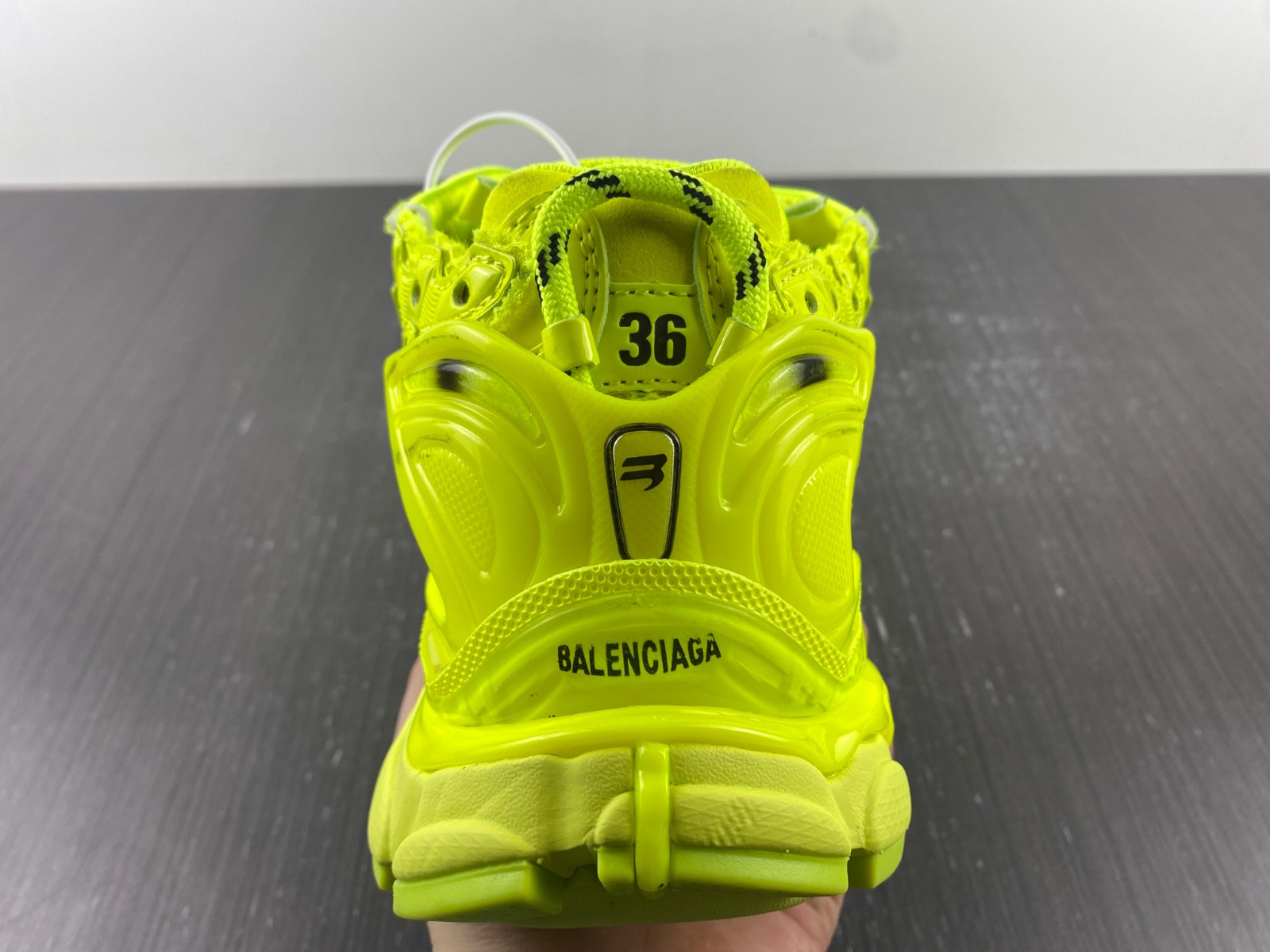 Ba*len*cia*ga runner 677402 w3rb4 7510