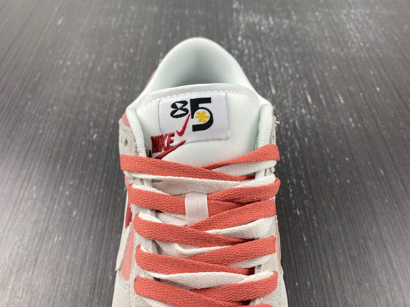 Nike Dunk Low SE DO9457-110