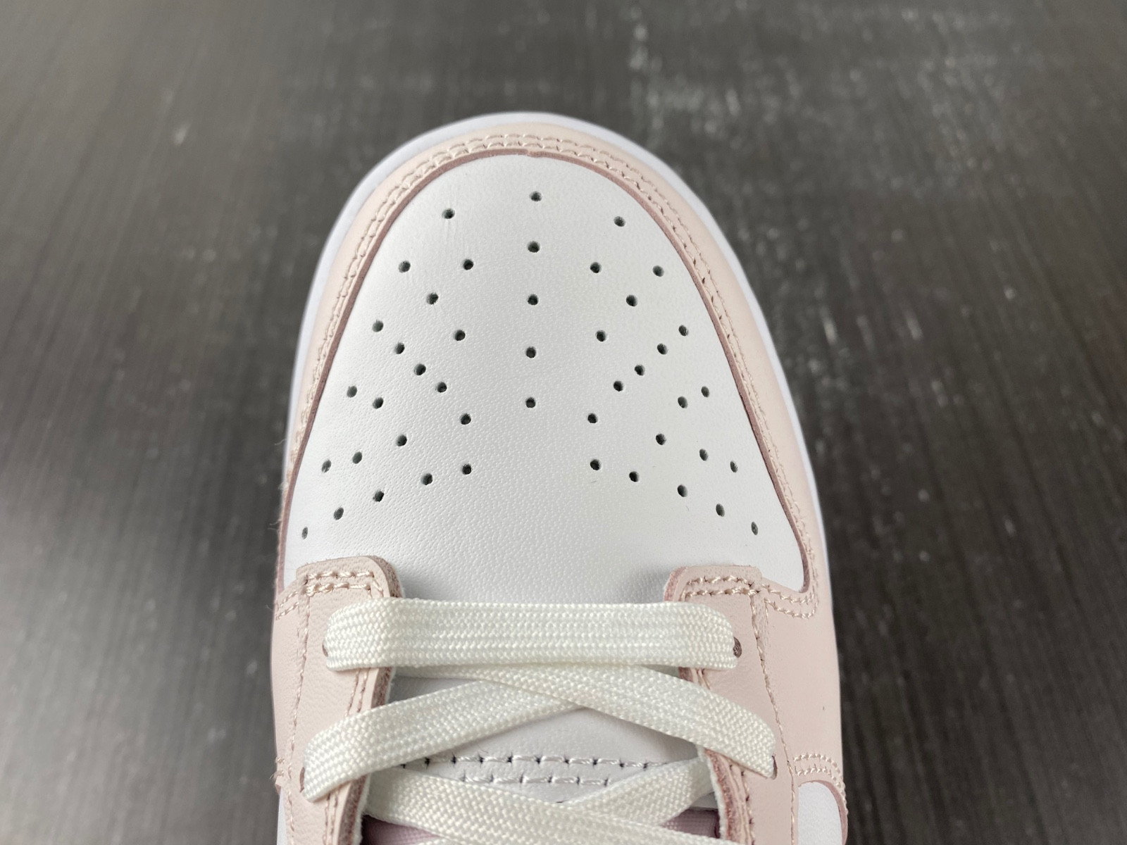 Nike Dunk Low "Pink Paisley" FD1449-100