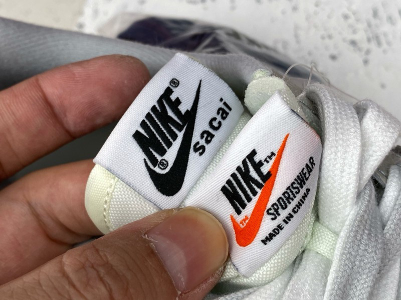 NIKE LD WAFFLE X SACAI SUMMIT WHITE BV0073-100