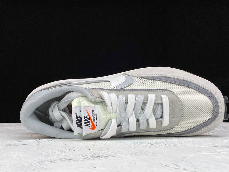 NIKE LD WAFFLE X SACAI SUMMIT WHITE BV0073-100